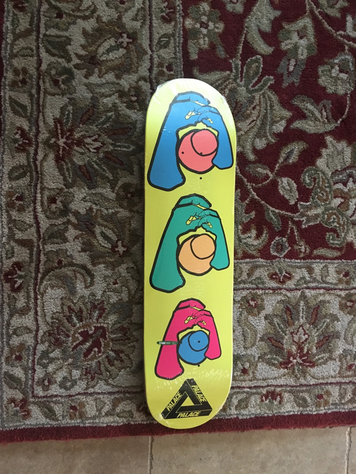 Palace Skateboards Knight Hands Deck 8.125 | eBay.de