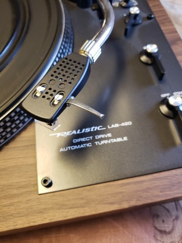 Realistic LAB-420 Turntable Direct Drive Automatic Classic Record Player