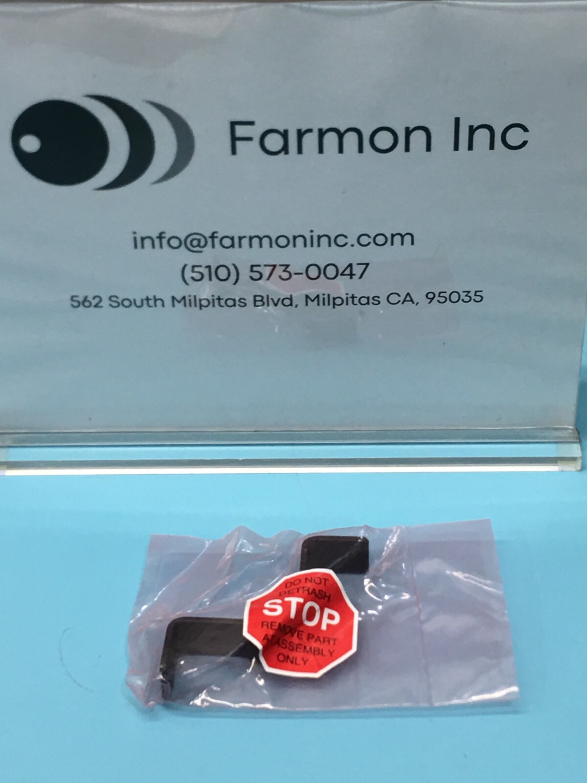 AMAT 0021-07128 CLAMP, TUBE SUPPORT, OTB FCW, CENTURA MMF, 177775