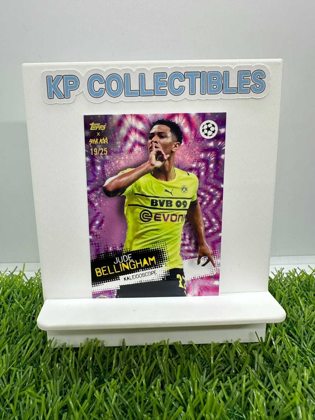 2022 Topps Steve Aoki Football Festival Jude Bellingham