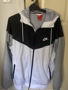 black nike spray jacket