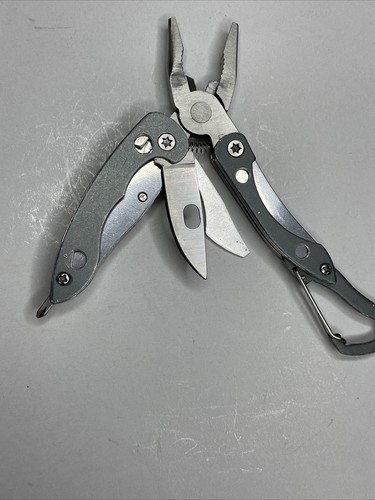 True Utility Model Seven High Quality Multitool knife pliers