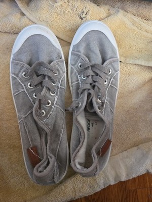 Fair Condition Jennardor Light Gray Sneaker Size 9.5 Runs Small
