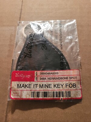 Thirty One Retired Make it Mine Key Fob in Herringbone Spot New in Package