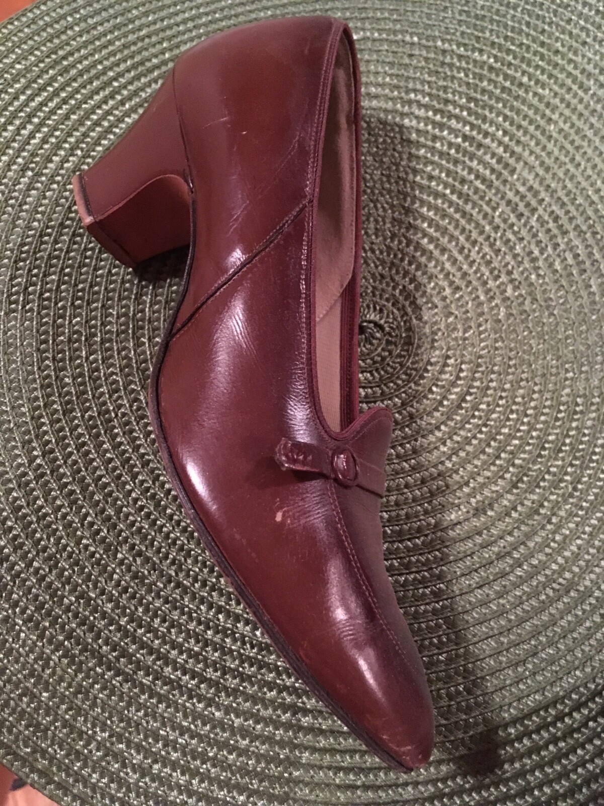 Vintage Women's Shoes, size 5.5, choclate brown