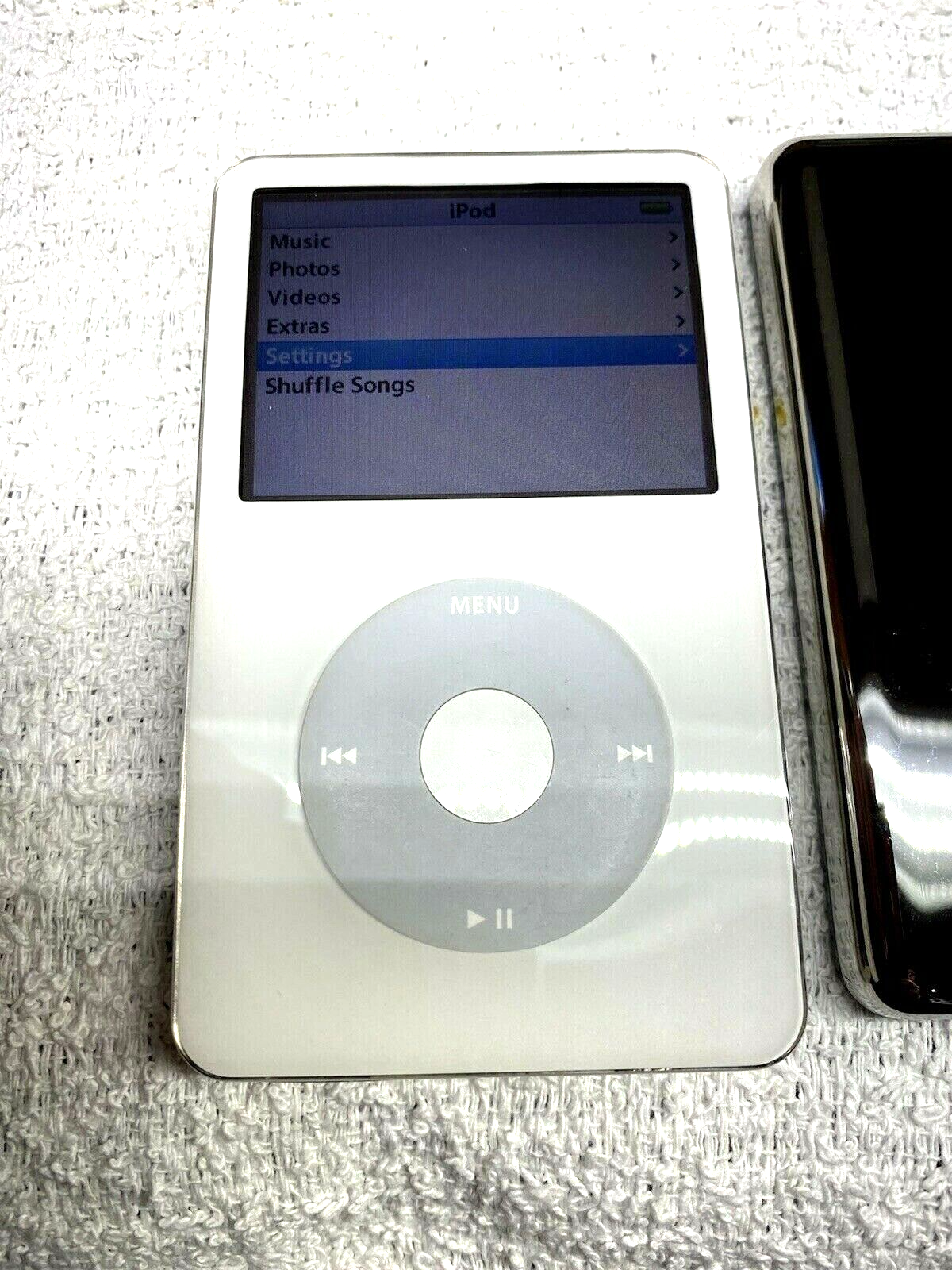 APPLE iPOD CLASSIC 5.5th White 1TB SSD Wolfson DAC Excellent