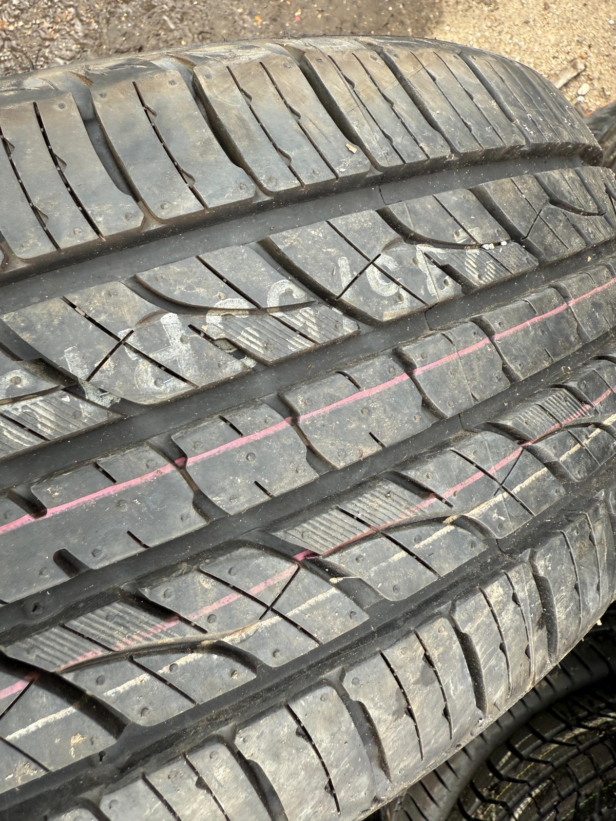 New 235 55 19 Kumho, Crugen Premium, 101H, x1 Tyre (F1_tyres) YD148