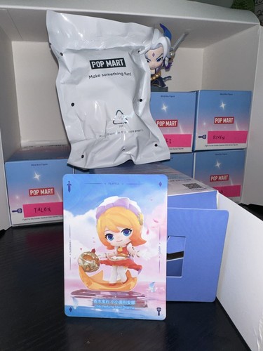 POPMART Fight For the Golden Spatula レア Amazon.com: POP MART Fight for The Golden Spatula Chibi