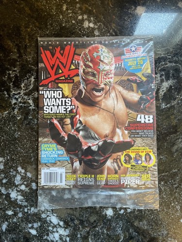 Mr. GUY　送料 WWE Magazine July 2008 REY MYSTERIO MICK FOLEY Hell in a