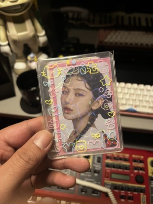 NJZ NEWJEANS COMPLEXCON HONGKONG 2025 GOODS PHOTOCARD RARE NJZ NEWJEANS COMPLEXCON HONGKONG 2025 GOODS PHOTOCARD RARE