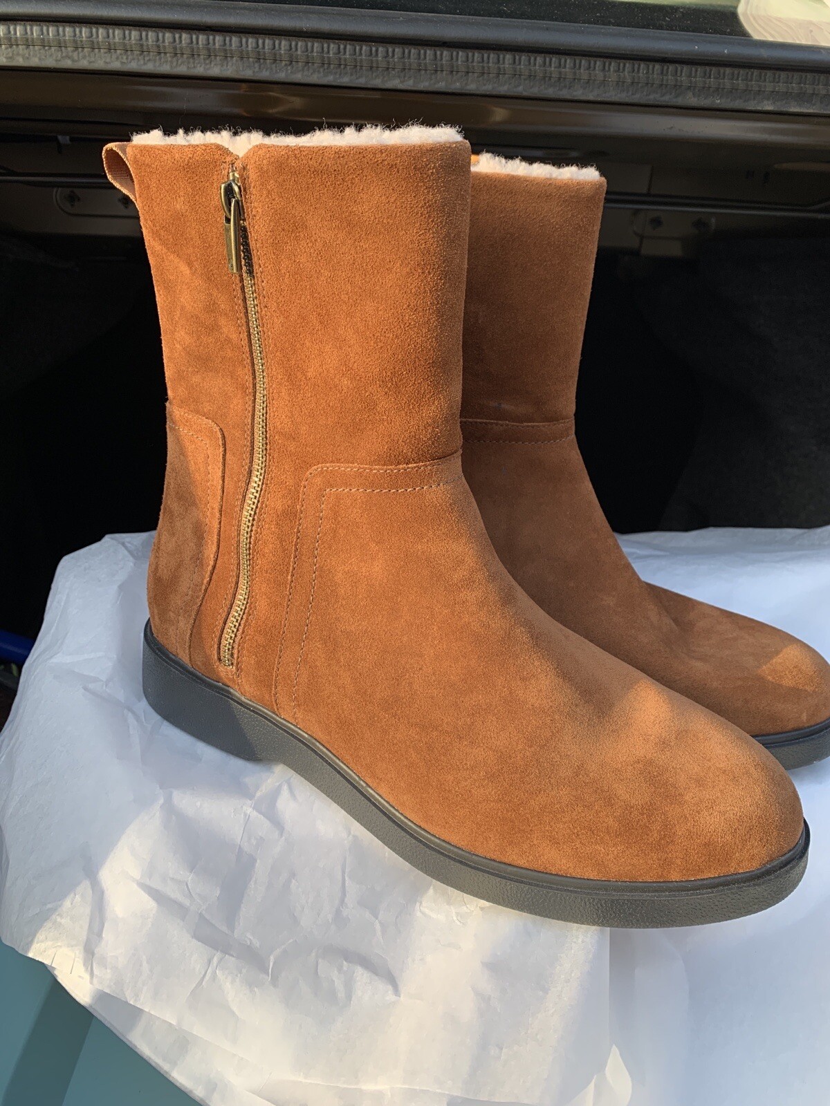 clarks boots waterproof