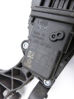 Audi A6 4F C6 05-09 TDI 3,0 165KW Gaswertgeber Gaspedal Audi A6 4F C6 05-09 16.06.2005 a4F1723523B 4F1723523A... Vorschau 6