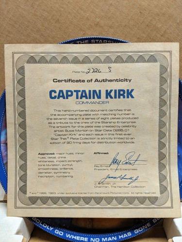 Sci-Fi Star Trek Captain Kirk Collector's plate No. 2726 Box, COA, rare Pamphlet