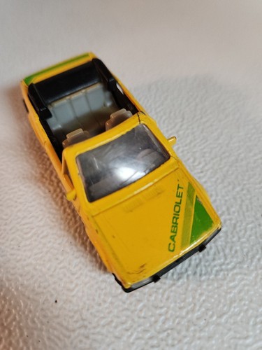 Modellino Auto Ford Escort XR3i MKIV Cabriolet 1:18 - Bianco 1986 - Otto Mobile OT398