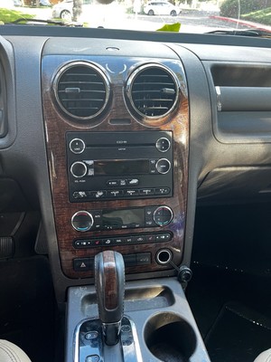 image 8 of interior