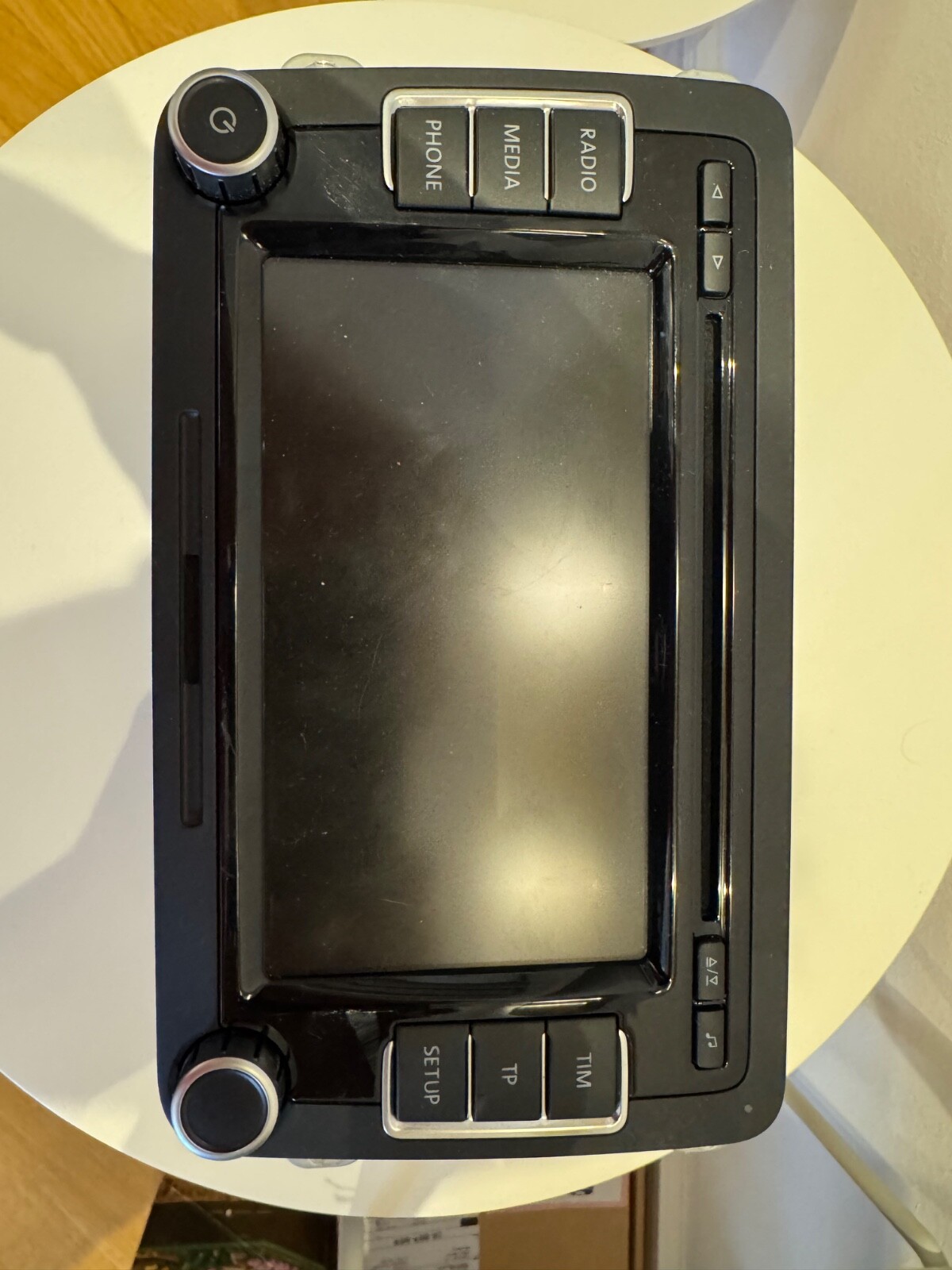 Auto Radio mit CD Player aus VW Tiguan, gebraucht, 8157647241360, 3C8035190