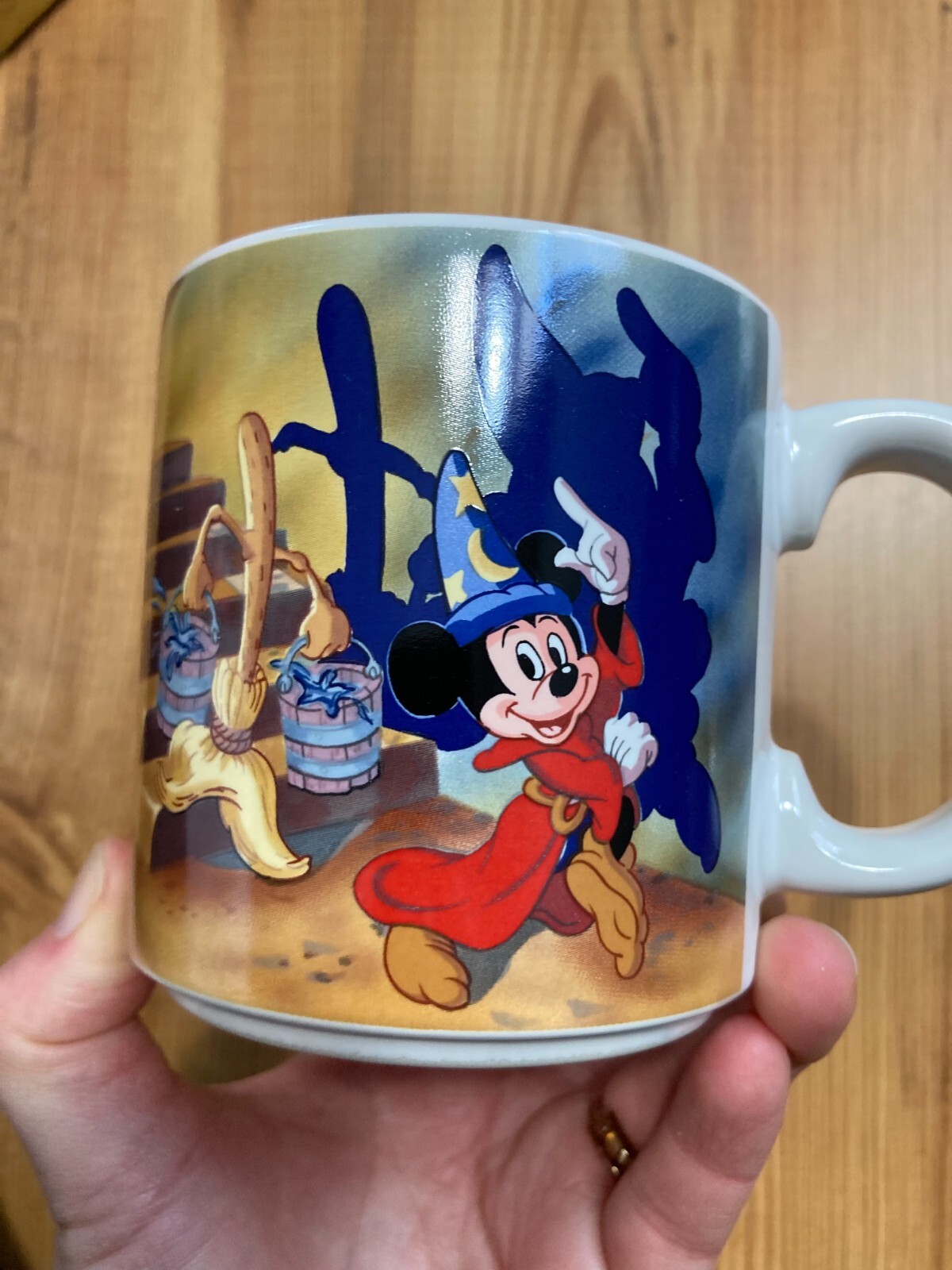 メリッサ・スーバー、【MICKEY'S BROOM DANCE】 Disney Fantasia Mickey Mouse Sorcerer's Apprentice Dancing