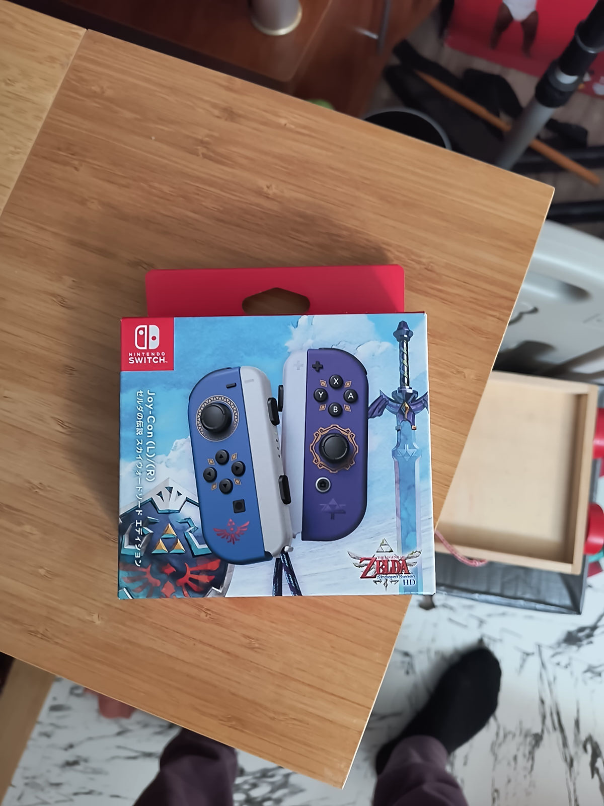 Nintendo Switch Joy-Con The Legend of Zelda Skyward Sword Edition JAPA —  ToysOneJapan