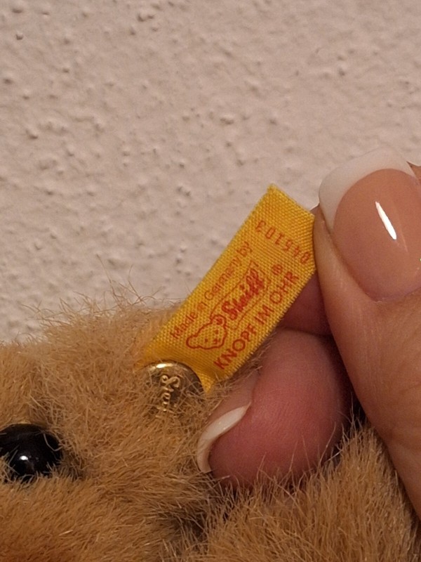 EichhÃ¶Rnchen Von Steiff. Unbespielt