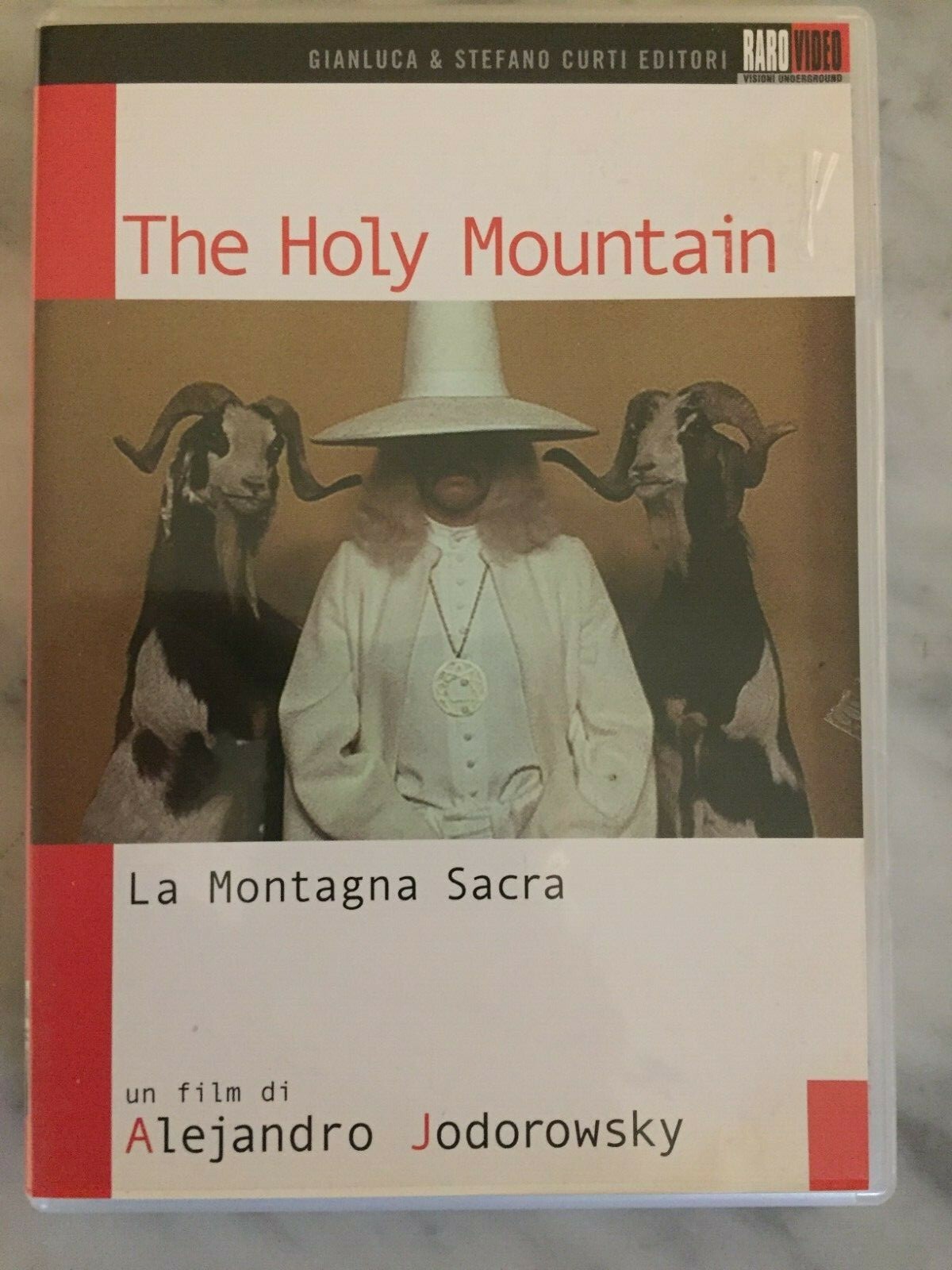 THIS IS ALEJANDRO JODOROWSKY Blu-ray＋DVD Amazon.com: The Holy Mountain [Blu-ray] : Movies & TV