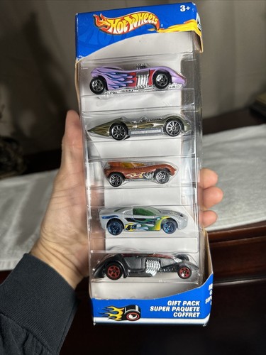 ミニカー 2002 hotwheels gift pack 2002 Hot Wheels | 5 Car Gift Pack | Track Set | MATTEL | Die