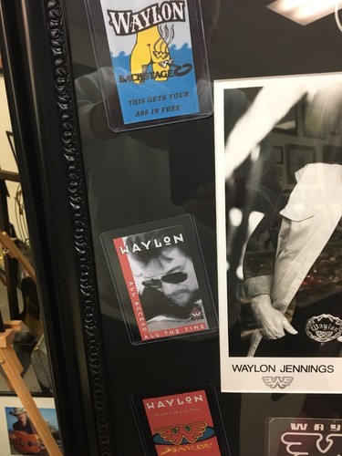 WAYLON JENNINGS SIGNED SUPER EXHIBIT With COA 100% Authentic!!!!