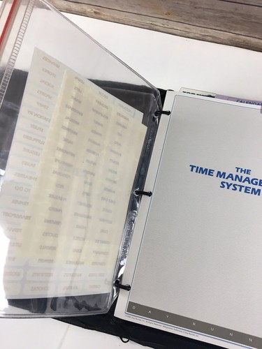 Day-Timer Entrepreneur Edition 1995 Time Management System Black Leather Zipper