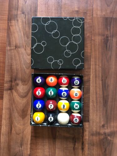 Vintage 16 Balls Billiards/pool Balls In Original Box