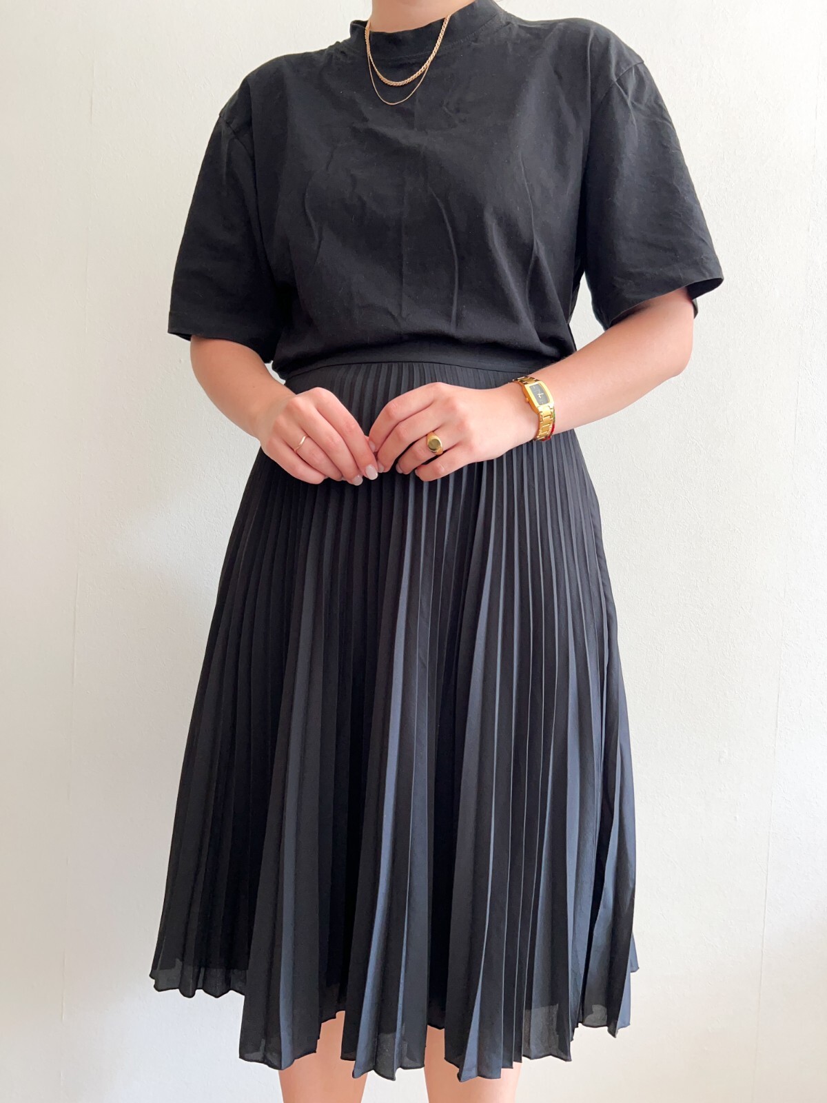 Burberry Uniform Women's Pleated Black Skirt A-Line Knee