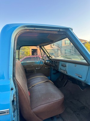 image 4 of interior