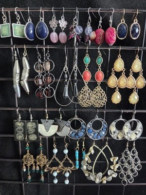 Vintage To Now Quality Earrings Lot Stone Crystall Rhinestone Pierced Dangles 