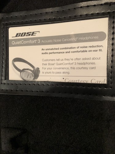 BOSE QUIET COMFORT 3 ACOUSTIC NOISE CANCELLING HEADPHONES WITH CASE QC3