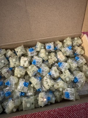 DROP CHERRY BLUE RGB MECHANICAL SWITCHES - 90 COUNT