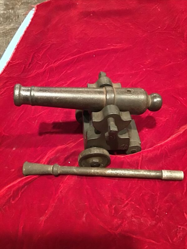 Antique Iron Signal Cannon With Ramrod.￼