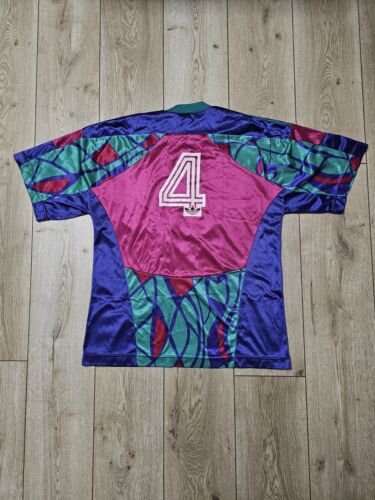ADIDAS RETRO VINTAGE 90s FOOTBALL SHIRT SOCCER JERSEY RARE