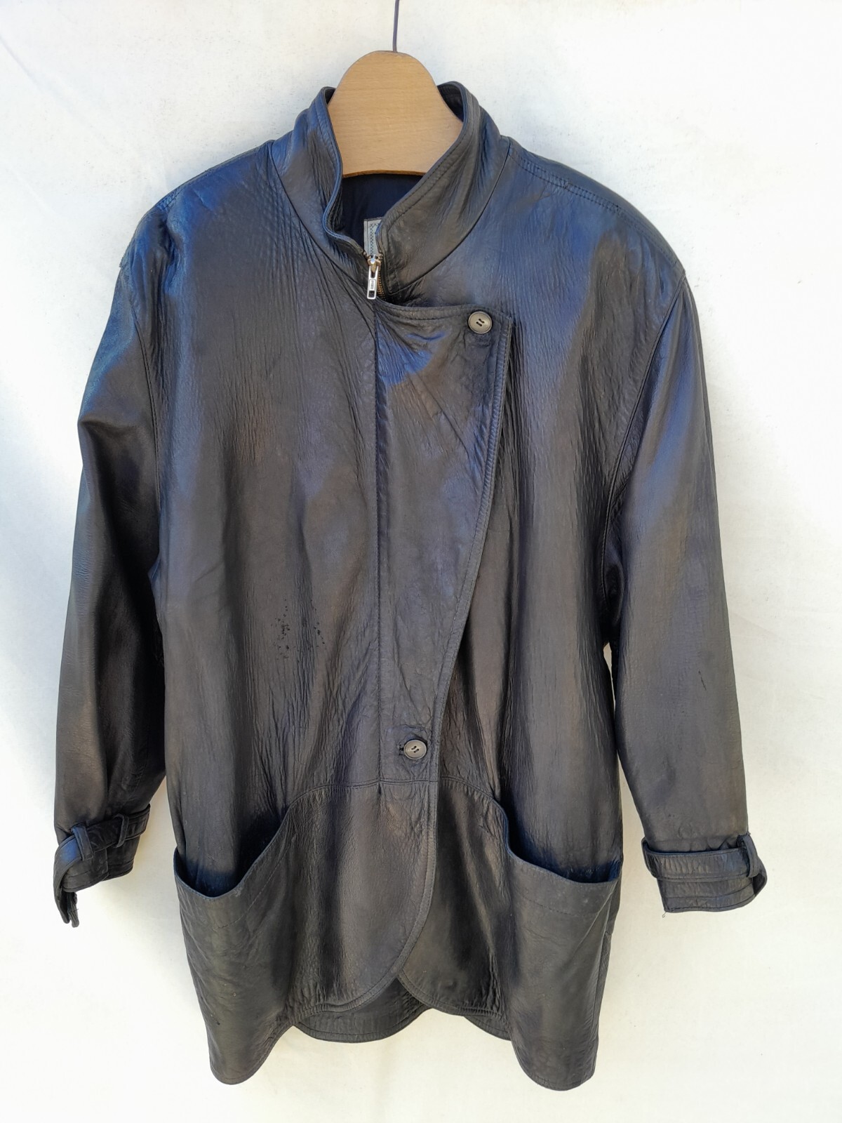 Vintage Burberry's Leather Coat Womens Medium Black Made in Vintage Burberry's Leather Coat Womens Medium Black Made in