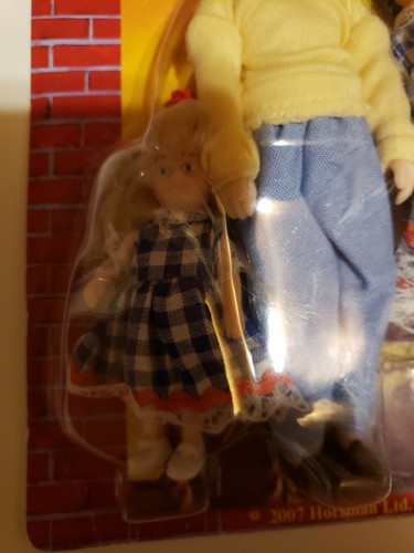 2007 Horsman Dollhouse Family