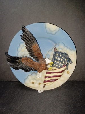 VTG 3D Bald Eagle Decor Plate Flag Stand Picture Patriotic Solid Resin 6''
