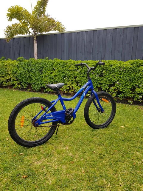 giant moda bike