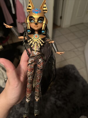 Monster High HKY82 Haunt Couture Midnight Runway Cleo De Nile Doll