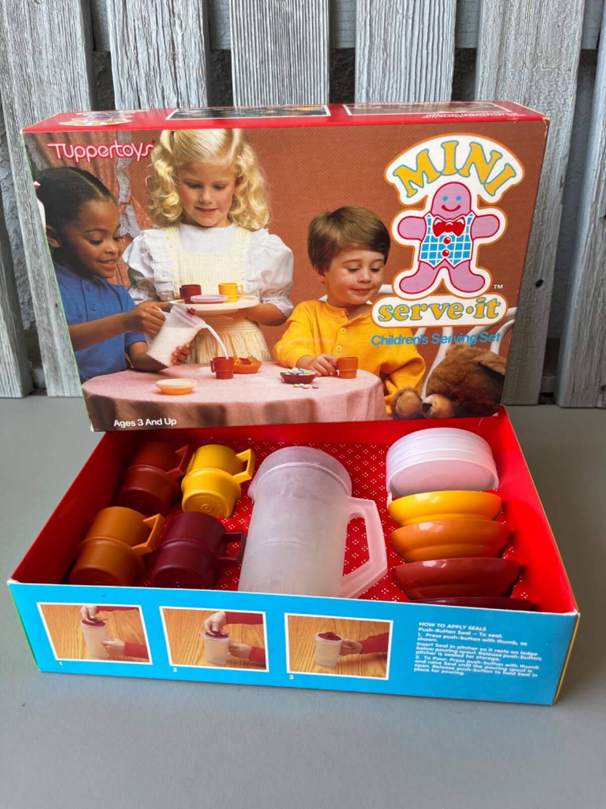 TUPPERWARE スーパーチェスト　ディープミニ　ホワイト×イエロー　美品 TUPPERWARE スーパーチェスト ディープミニ 白 アイボリー 美品