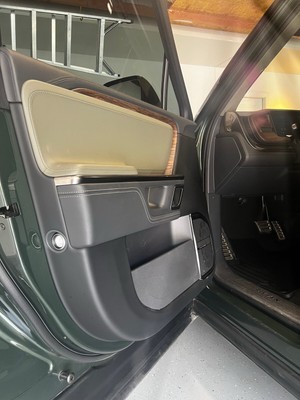 image 3 of interior