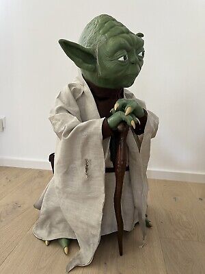 Meister Yoda Figur 66cm 1:1 prop life size Lebensgröße Star Wars science-fiction