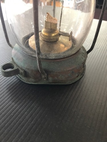 TUNG WOO Hong Kong Antique  ANCHOR SHIP LANTERN with globe insert wick F20