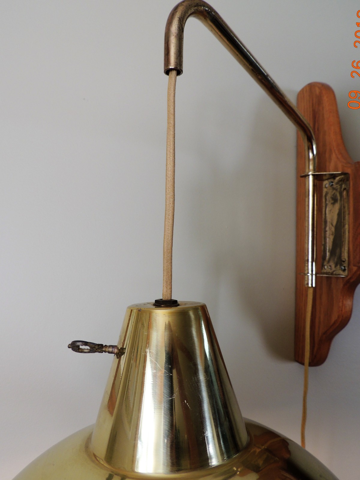 Vintage 50s Mid Century Modern Atomic UFO Saucer Adjustable Wall Arm Lamp 3 way