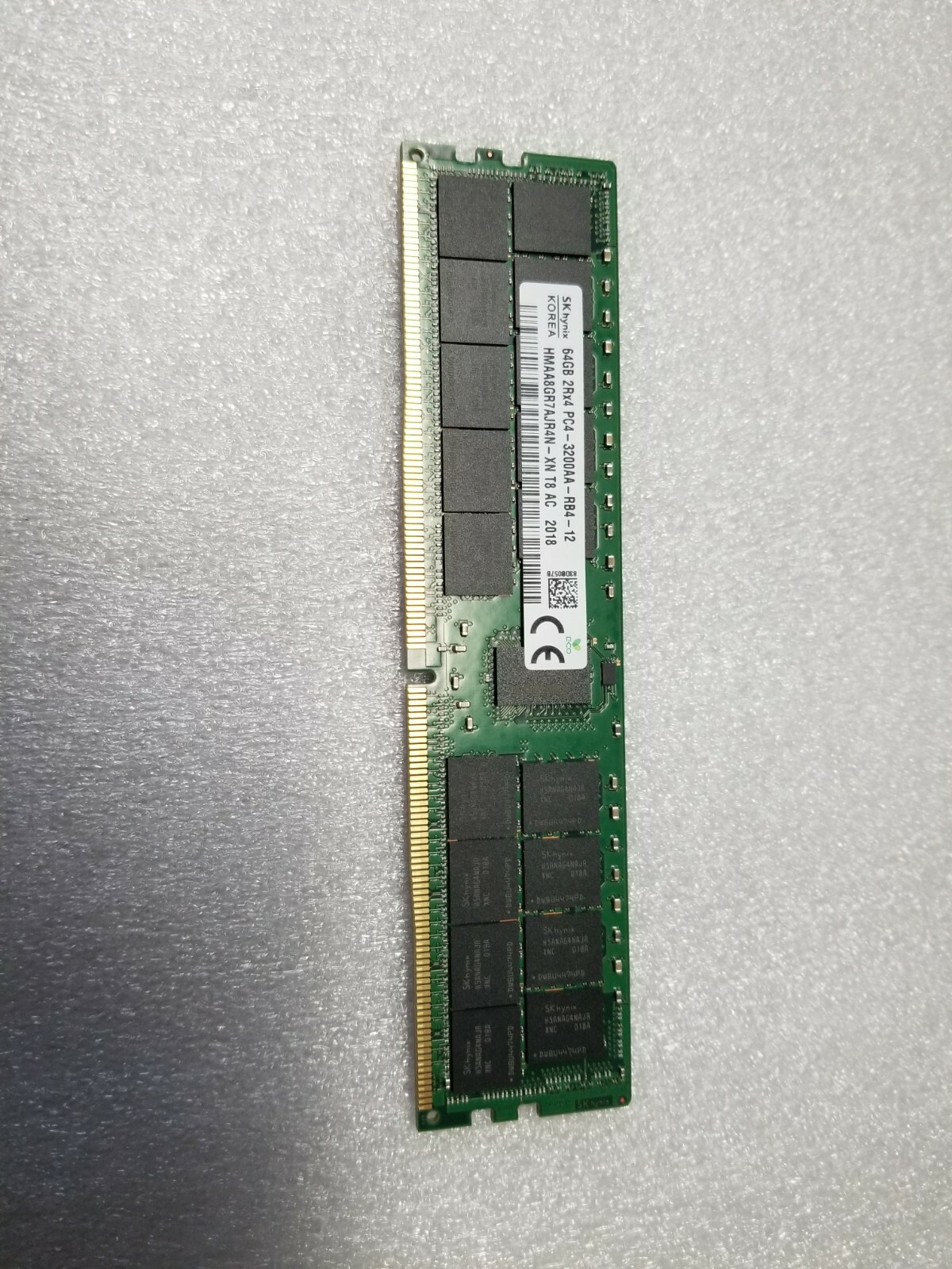 Ddr4 3200 ecc. M386aag40am3-cwe.