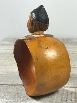 Lovely Wooden Hand-Carved Painted ANRI Italy Jolly Man Napkin Ring