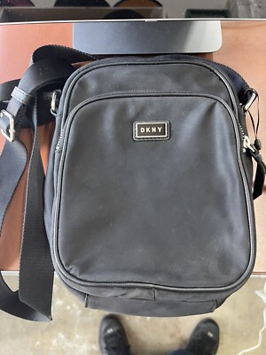 DKNY Women's GIGI  Crossbody Small Bag Handbag Purse Black/Silver Used