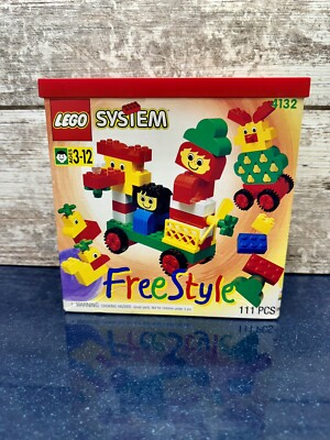 LEGOs Free Style Set #4132 in Carrying Case w/ 111 Pieces COMPLETE 1990 Vintage