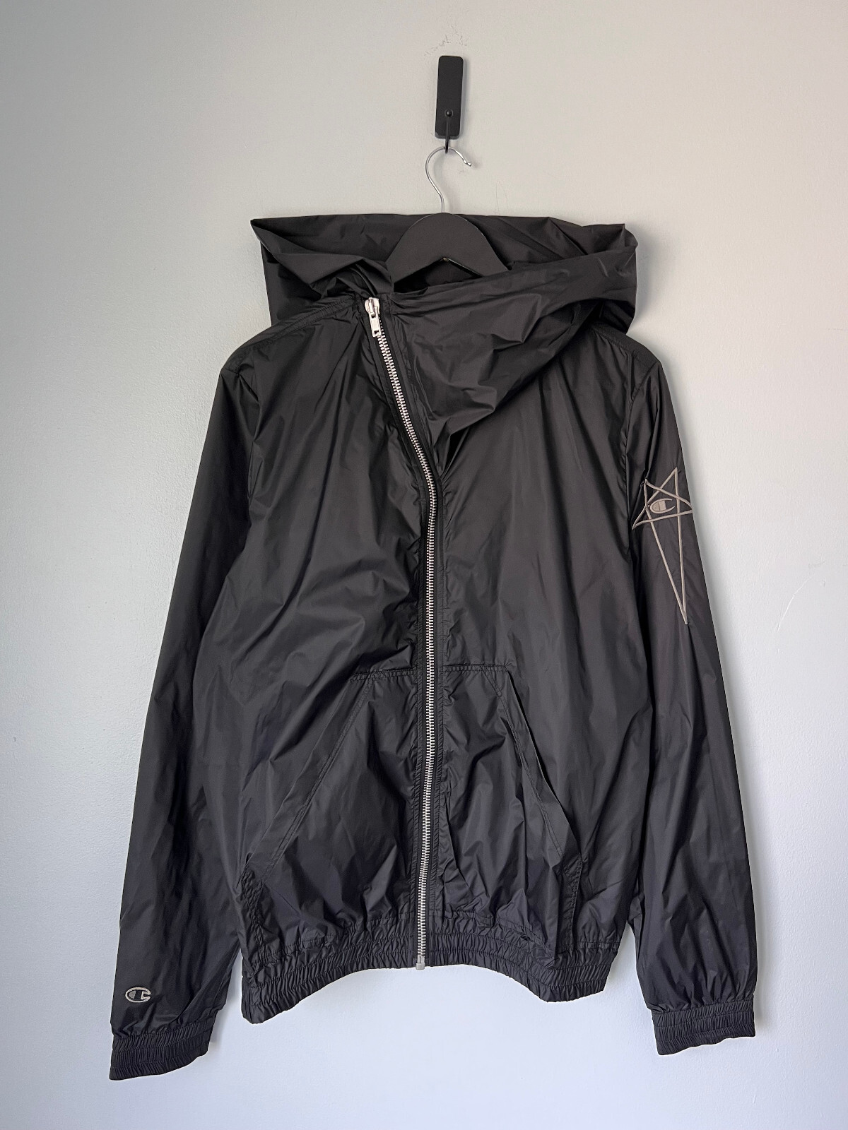 CHAMPION × RICK OWENS SS25 MOUNTAIN HOODIE パーカー BLACK Rick Owens: Black Champion Edition Mountain Hoodie | SSENSE